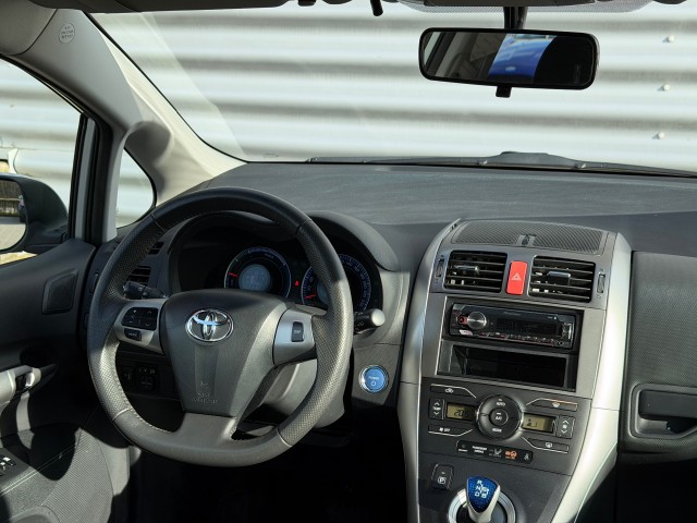 TOYOTA AURIS Hatchback 5 drs