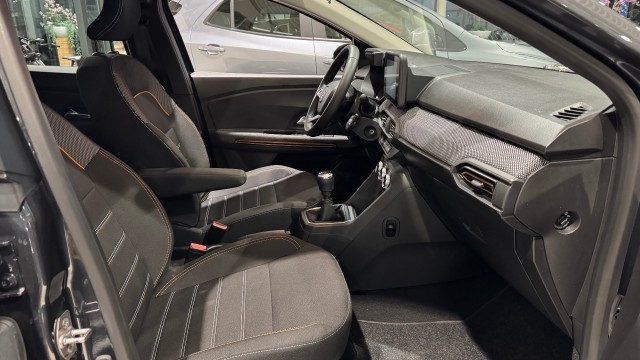 DACIA SANDERO Hatchback 5 drs