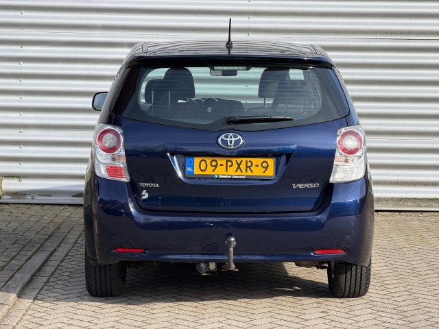 TOYOTA VERSO MPV Ruimtewagen 5 drs