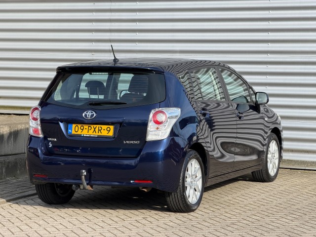 TOYOTA VERSO MPV Ruimtewagen 5 drs
