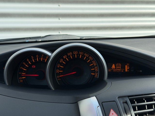 TOYOTA VERSO MPV Ruimtewagen 5 drs