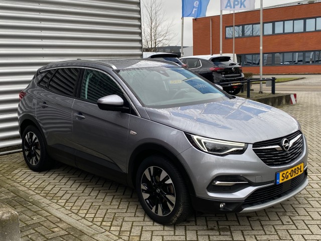 OPEL GRANDLAND SUV 5-drs