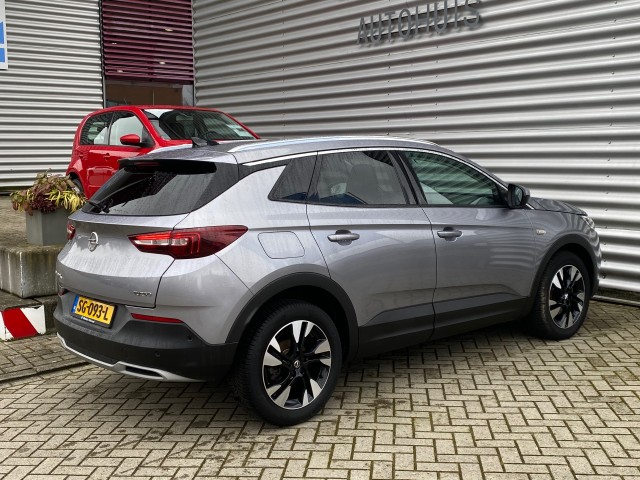 OPEL GRANDLAND SUV 5-drs