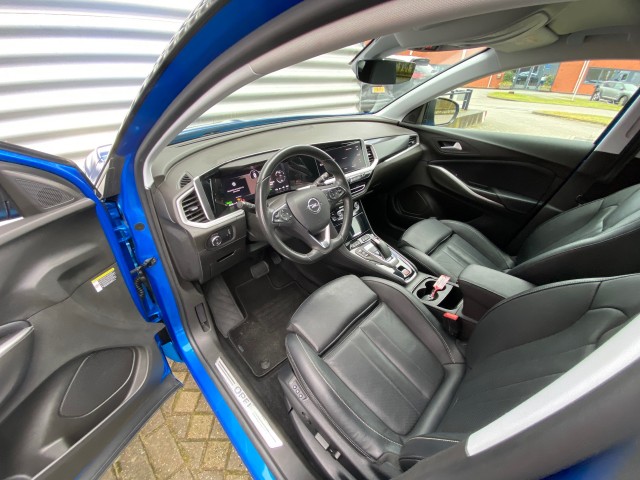 OPEL GRANDLAND SUV 5-drs