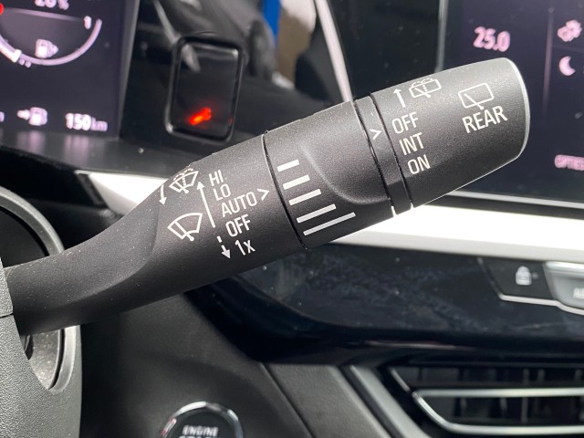 OPEL GRANDLAND SUV 5-drs