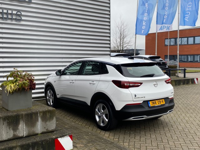 OPEL GRANDLAND SUV 5-drs