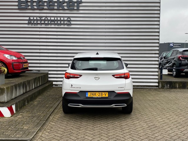 OPEL GRANDLAND SUV 5-drs
