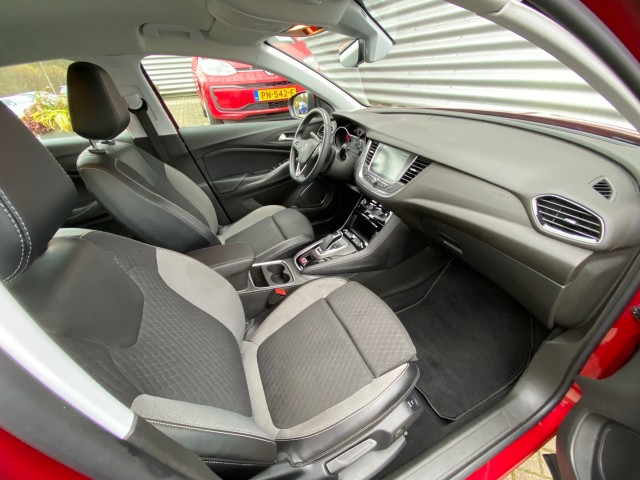 OPEL GRANDLAND SUV 5-drs