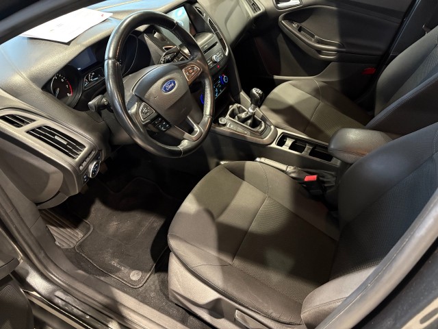 FORD FOCUS Hatchback 5 drs