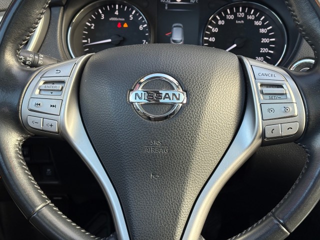 NISSAN QASHQAI SUV 5-drs