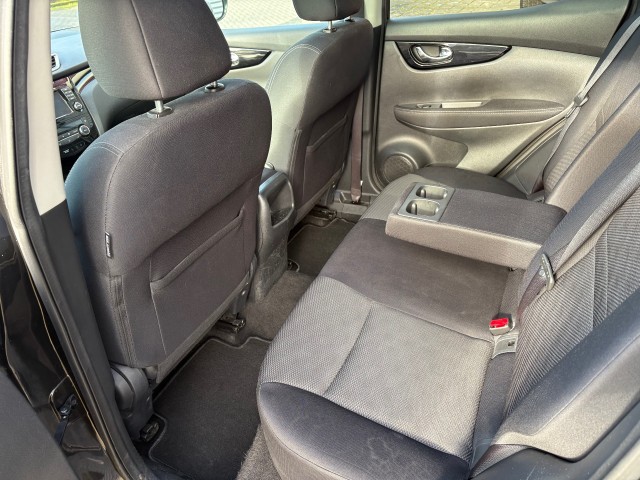 NISSAN QASHQAI SUV 5-drs