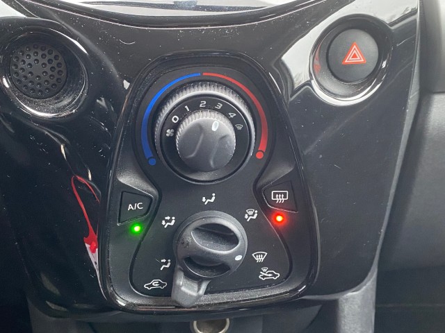 PEUGEOT 108 Hatchback 5 drs