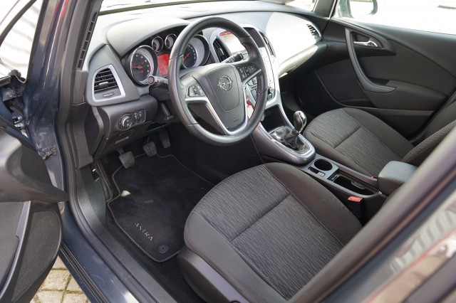 OPEL ASTRA Hatchback 5 drs