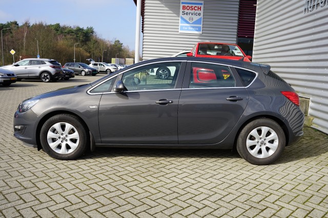 OPEL ASTRA Hatchback 5 drs