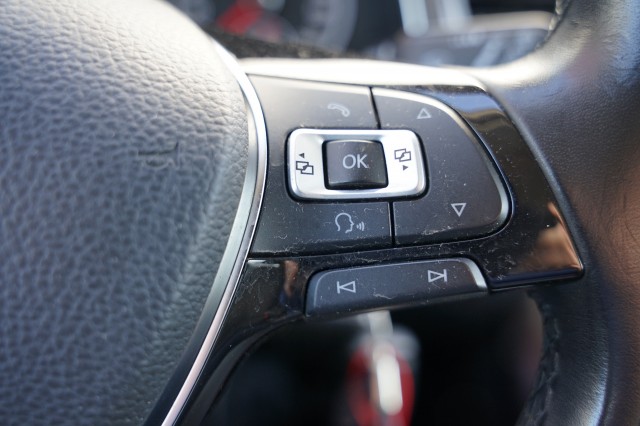 VOLKSWAGEN T-ROC SUV 5-drs