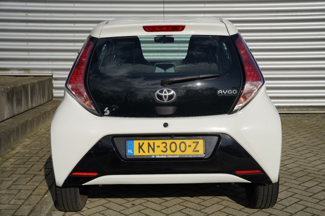 TOYOTA AYGO Hatchback 5 drs