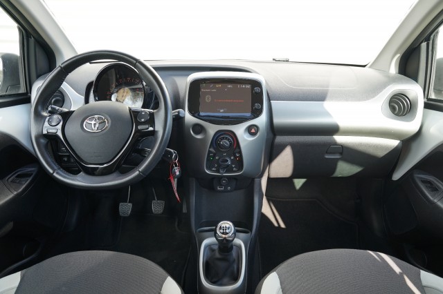 TOYOTA AYGO Hatchback 5 drs