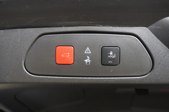 OPEL GRANDLAND SUV 5-drs