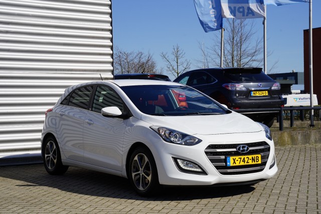 HYUNDAI I30 Hatchback 5 drs
