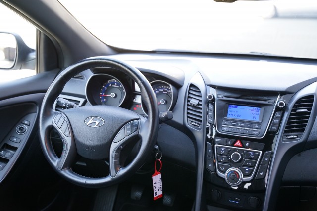 HYUNDAI I30 Hatchback 5 drs