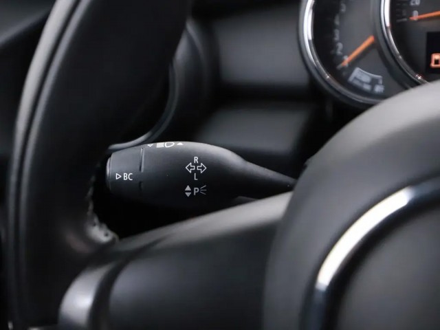 MINI ONE Hatchback 5 drs