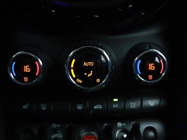 MINI ONE Hatchback 5 drs