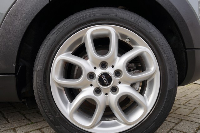 MINI ONE Hatchback 5 drs