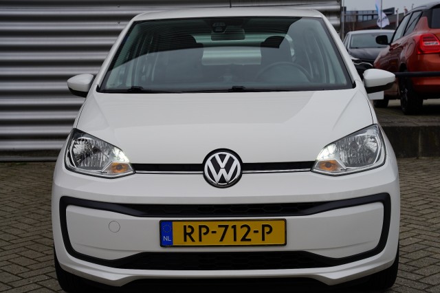 VOLKSWAGEN UP Hatchback 5 drs