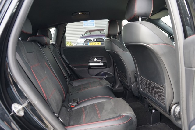 MERCEDES-BENZ B-KLASSE MPV Ruimtewagen 5 drs