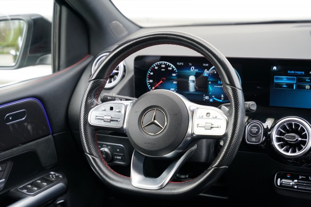 MERCEDES-BENZ B-KLASSE MPV Ruimtewagen 5 drs