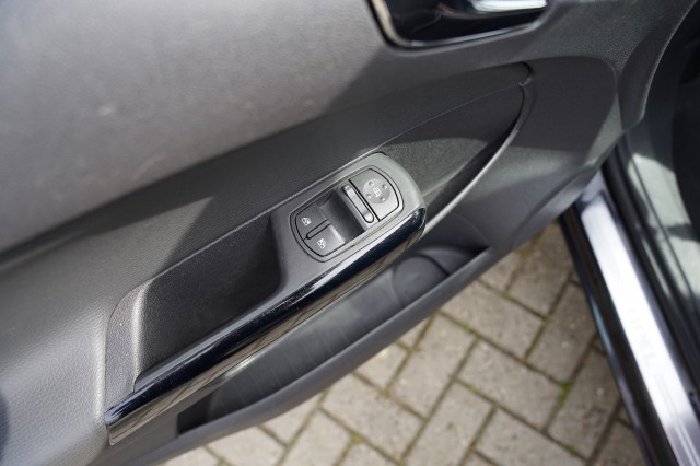 OPEL CORSA Hatchback 5 drs