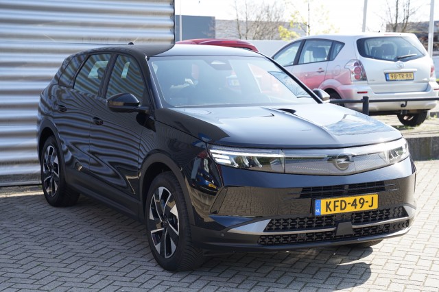 OPEL GRANDLAND SUV 5-drs