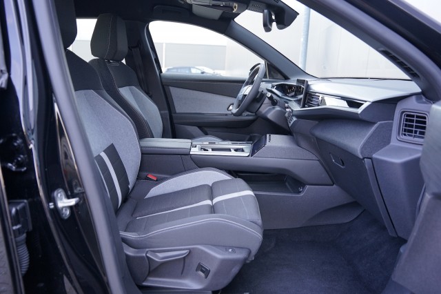 OPEL GRANDLAND SUV 5-drs