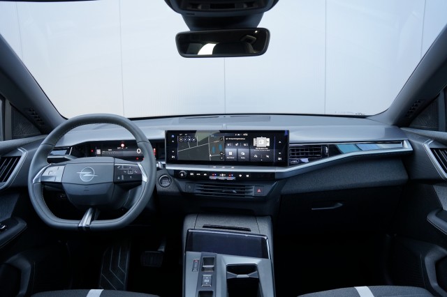 OPEL GRANDLAND SUV 5-drs