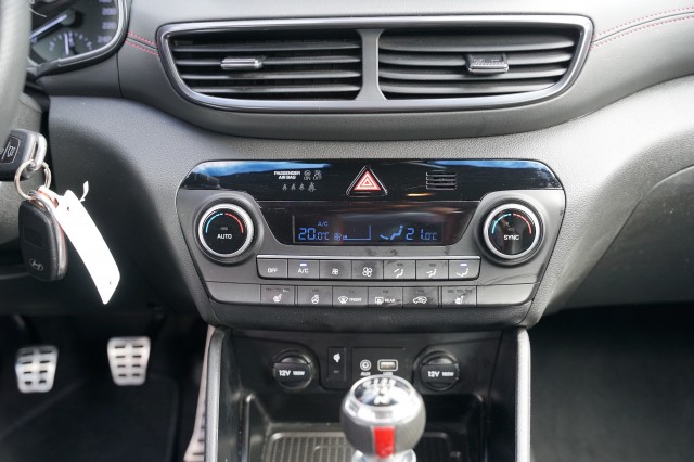 HYUNDAI TUCSON SUV 5-drs