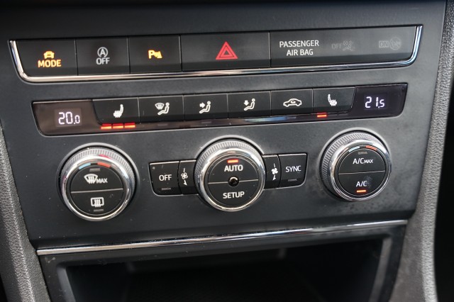 SEAT LEON Hatchback 5 drs