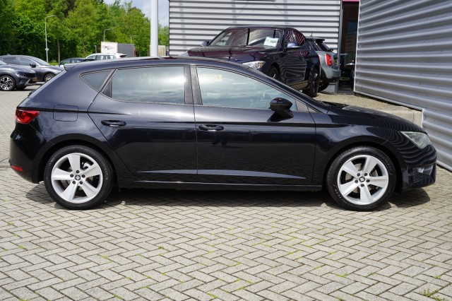 SEAT LEON Hatchback 5 drs
