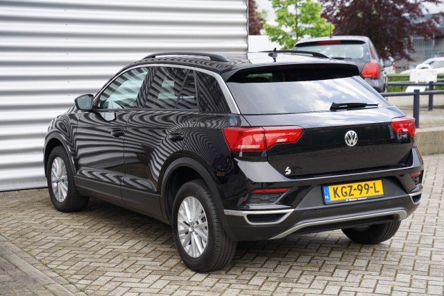 VOLKSWAGEN T-ROC SUV 5-drs