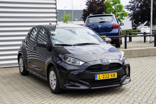TOYOTA YARIS Hatchback 5 drs