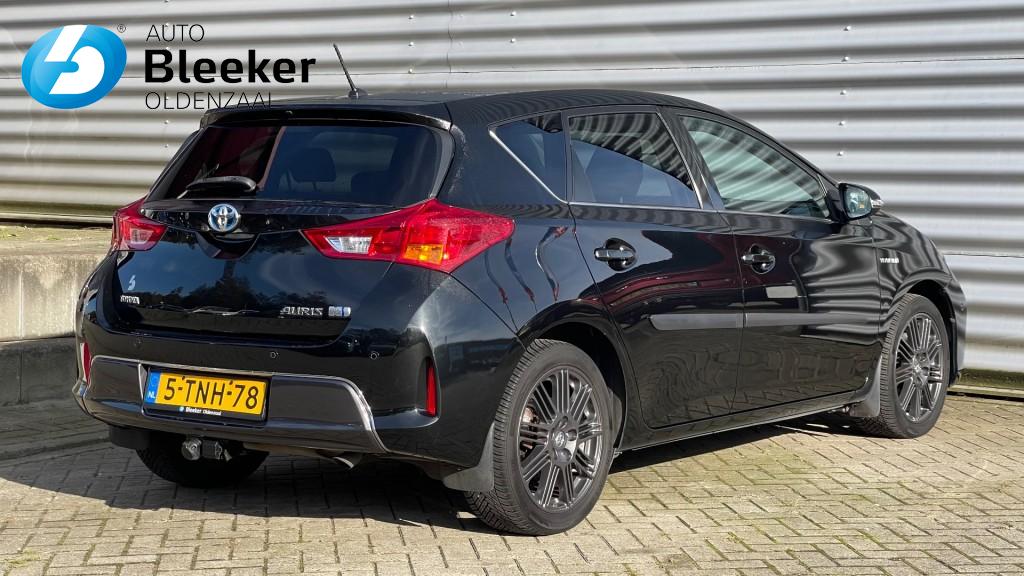 TOYOTA AURIS Hatchback 5 drs