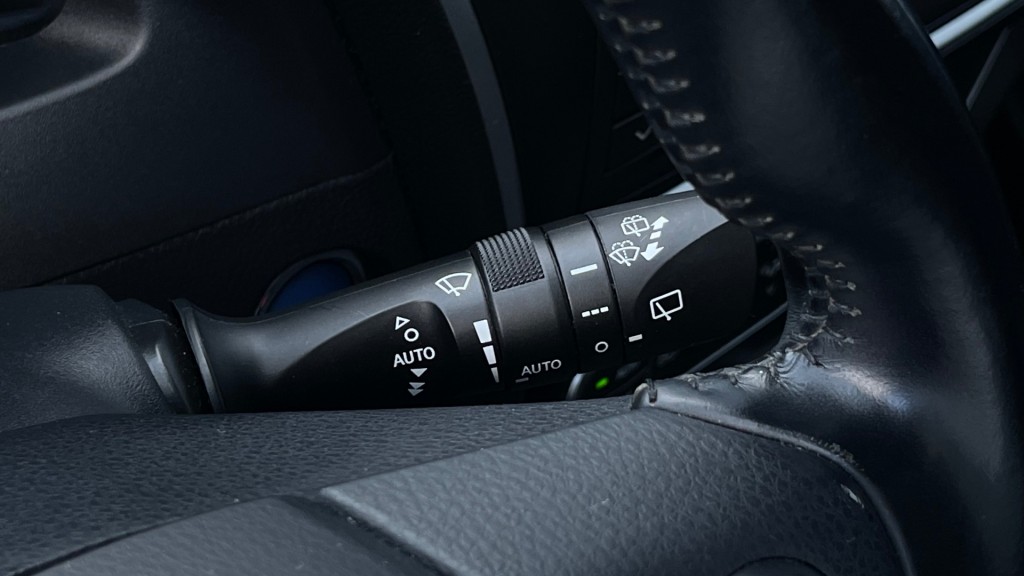 TOYOTA AURIS Hatchback 5 drs