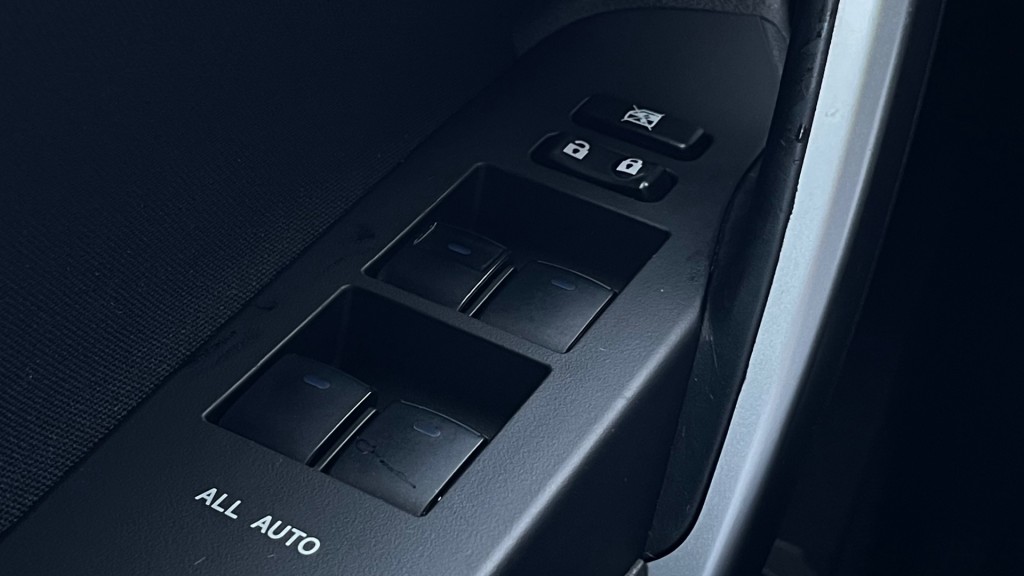 TOYOTA AURIS Hatchback 5 drs