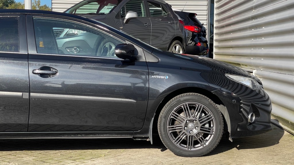 TOYOTA AURIS Hatchback 5 drs