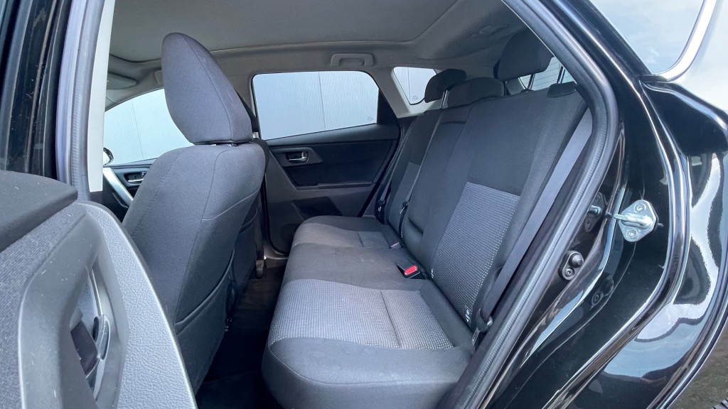 TOYOTA AURIS Hatchback 5 drs