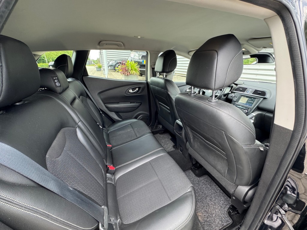 RENAULT KADJAR SUV 5-drs