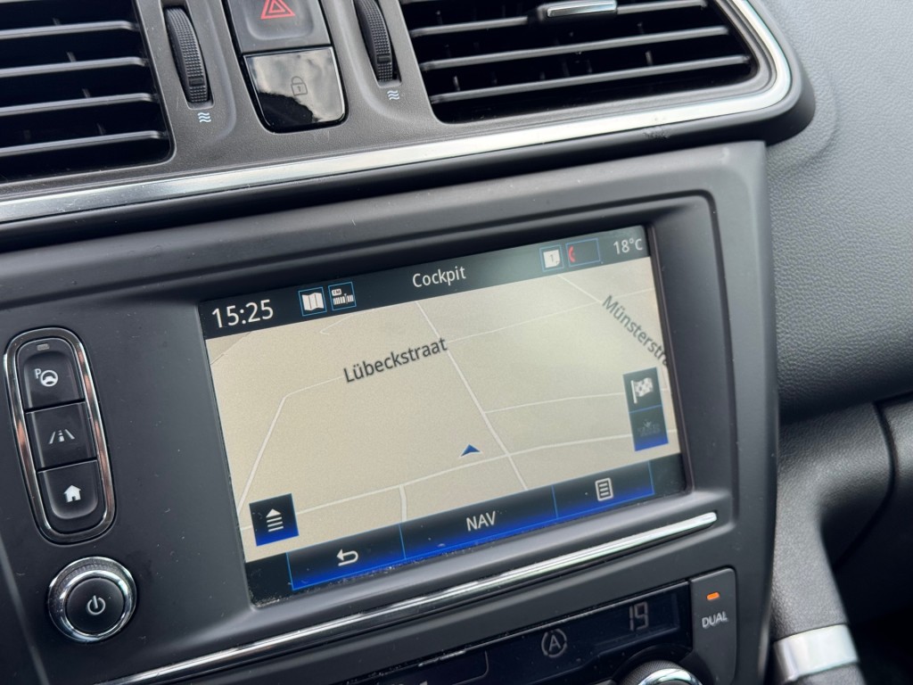 RENAULT KADJAR SUV 5-drs