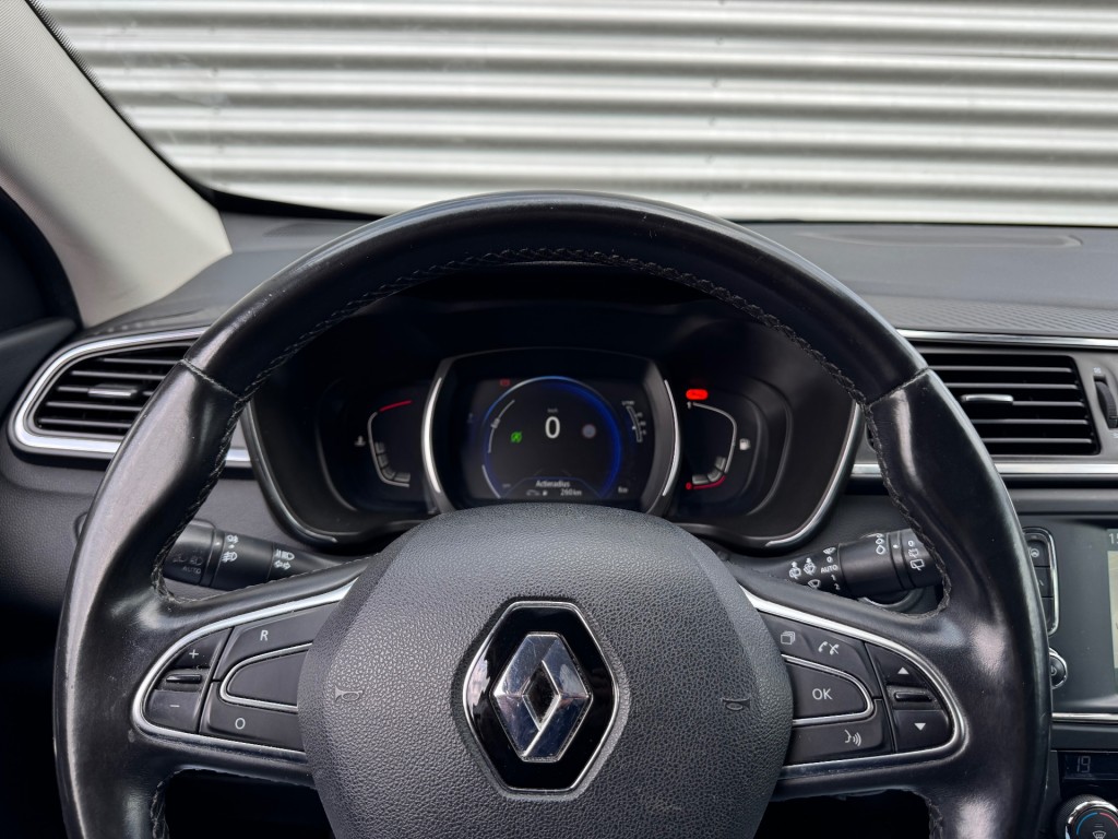 RENAULT KADJAR SUV 5-drs
