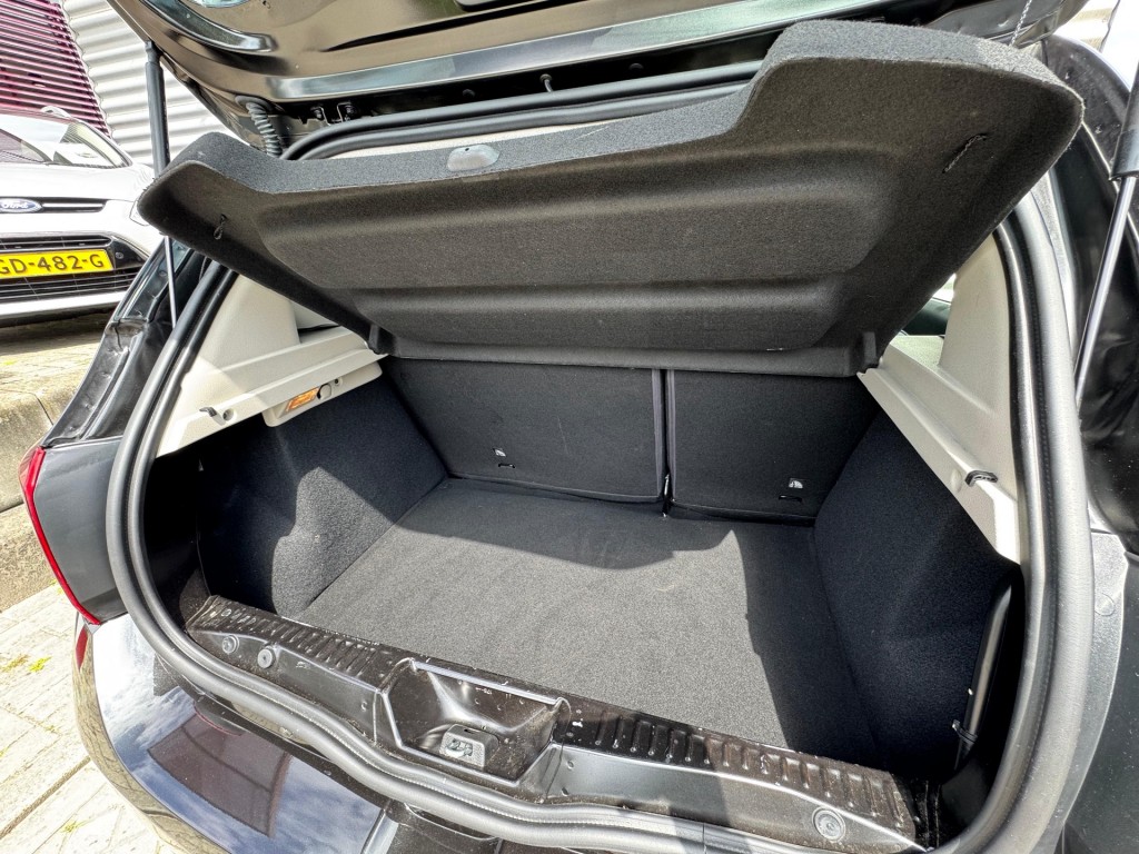 DACIA SANDERO Hatchback 5 drs