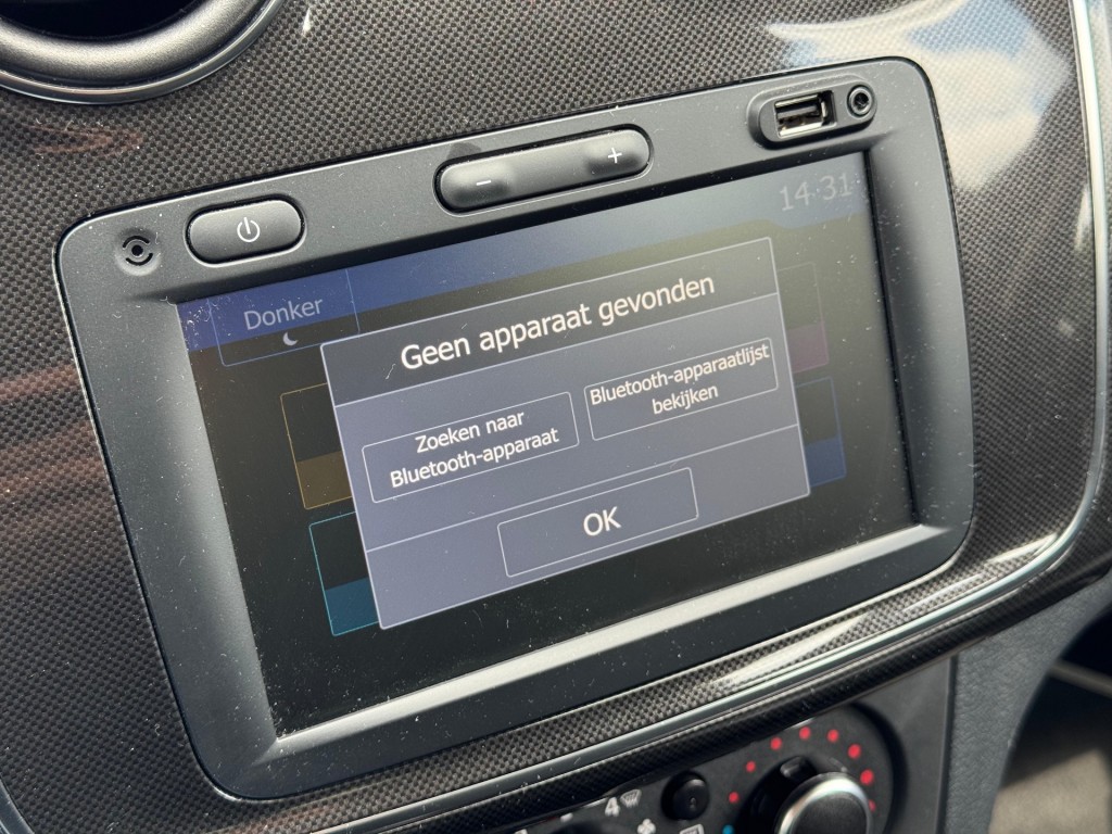 DACIA SANDERO Hatchback 5 drs