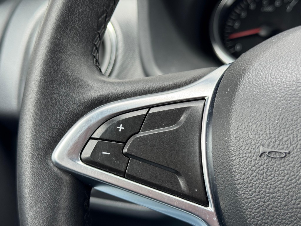 DACIA SANDERO Hatchback 5 drs